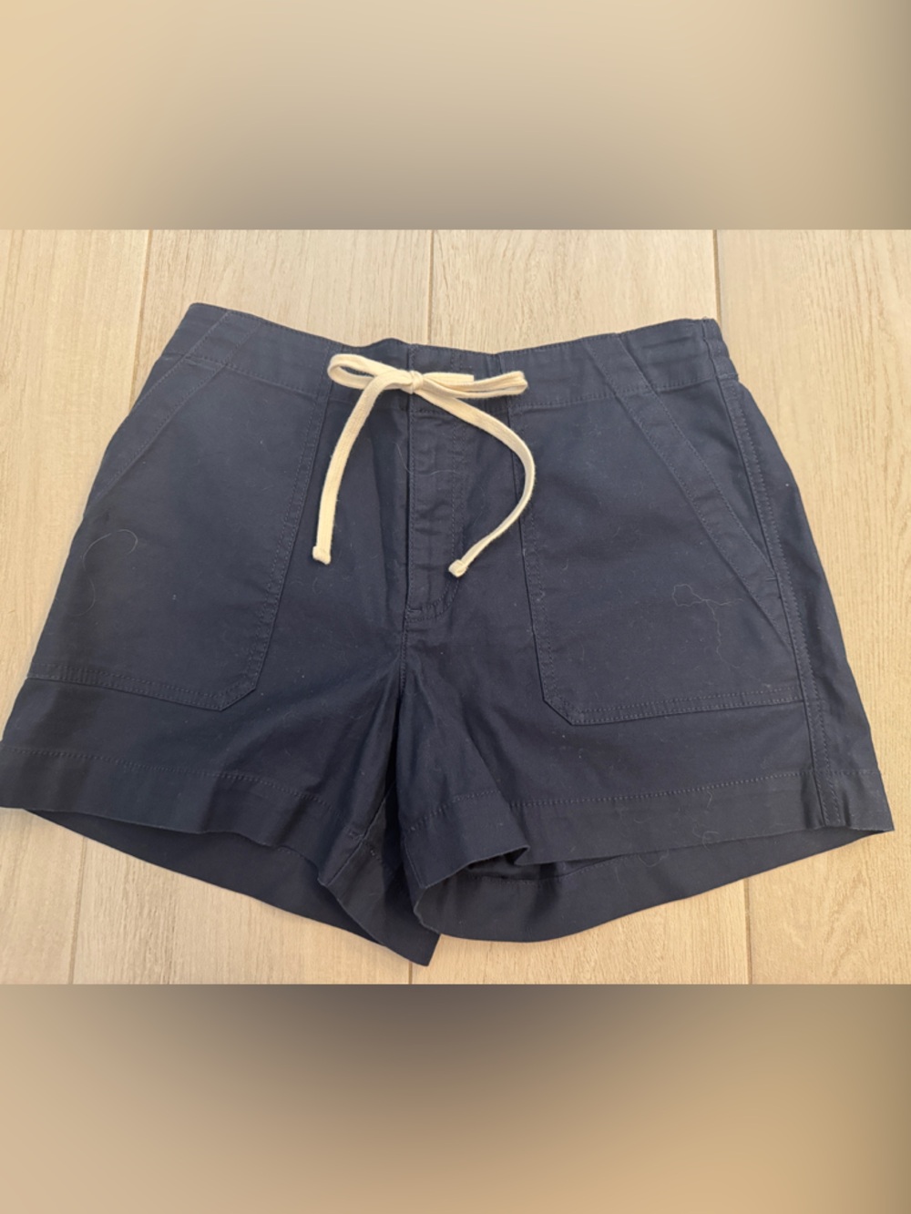 LOFT Navy Athletic Drawstring Shorts with Cream Tie